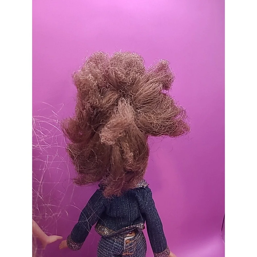 2001 Bratz Dolls Lot x2 Yasmine Chloe Full‎ Outfit Read Description